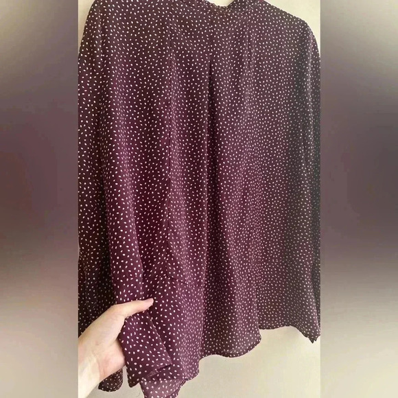 B Collection by Bobeau Purple and White Polka Dot Blouse, Size Medium - Picture 16 of 16